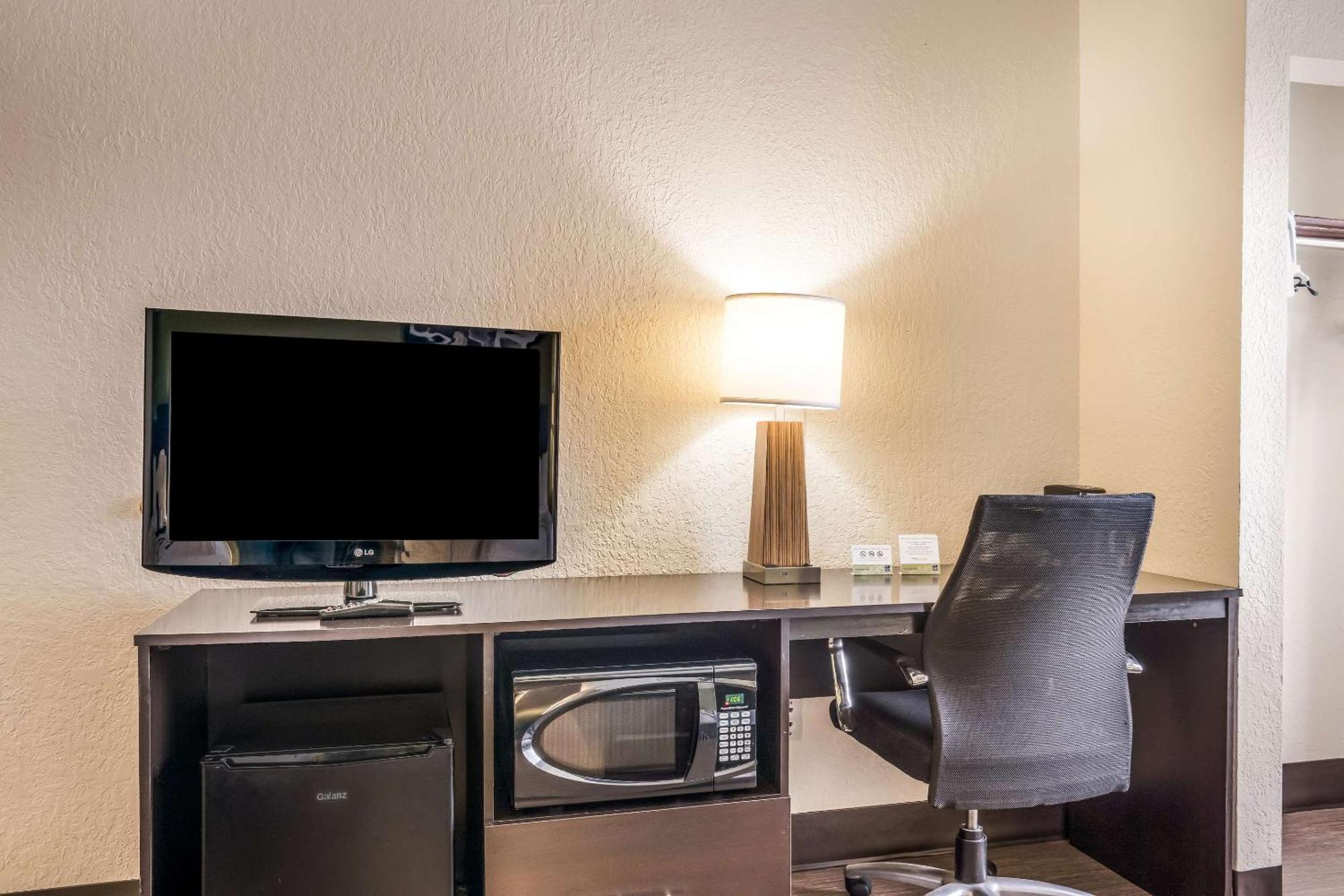 Sleep Inn & Suites Jacksonville Near Camp Lejeune Dış mekan fotoğraf